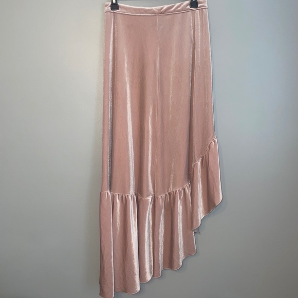 EUC Mia Joy by Joyfolie Blush Pink Velvet Ruffle Skirt Size Small - Picture 2 of 9